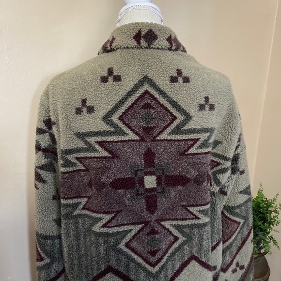 Vintage Rare Woolrich Sm. Aztec Wool Jacket USA - Picture 4 of 11